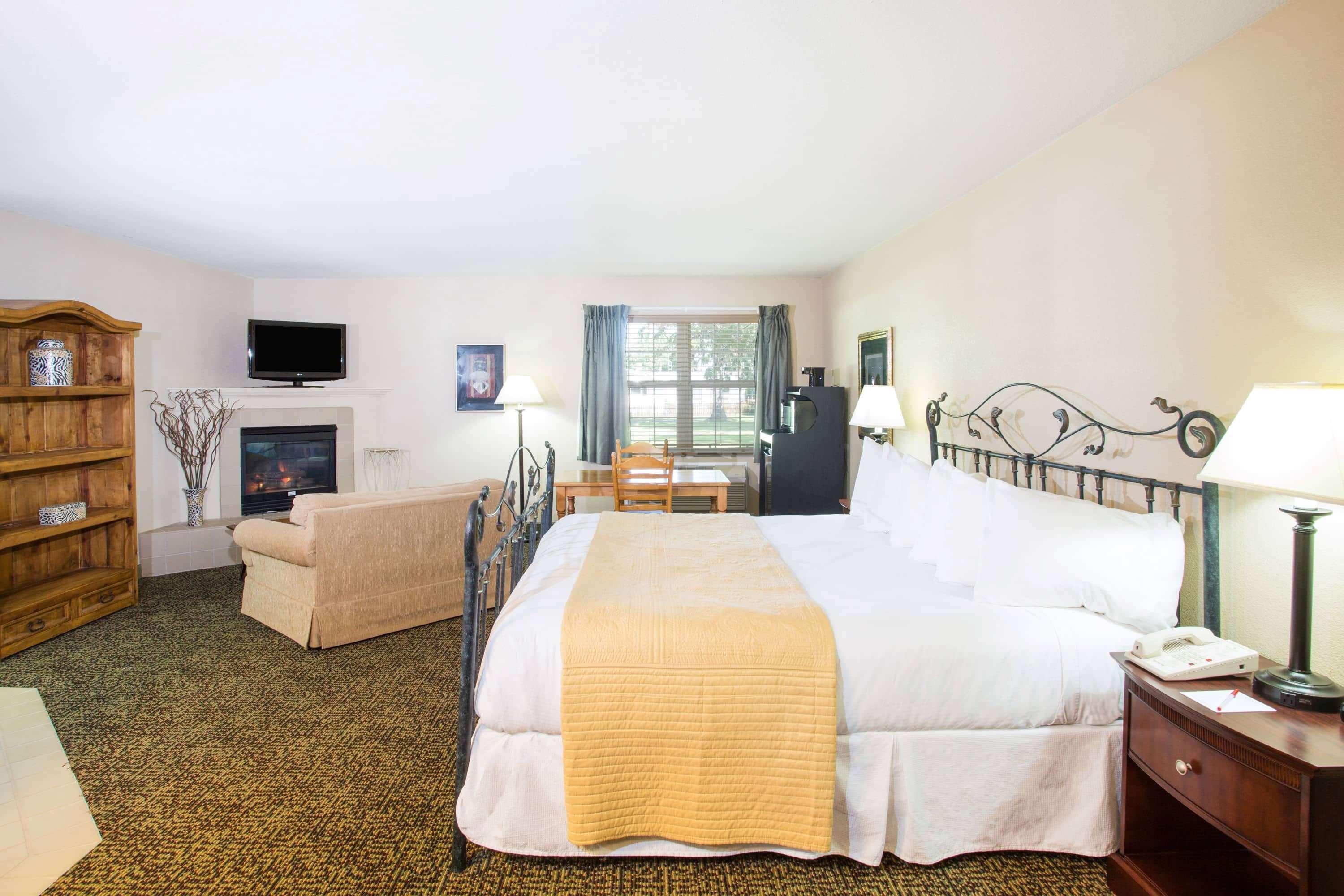 Wyndham Garden Galena Hotel & Day Spa Exterior foto